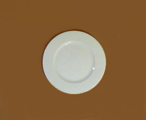 白いお皿／リムプレート　１８ｃｍ